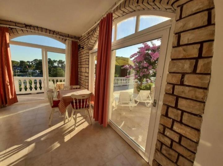 Apartments & Rooms Mila Banjol Exterior foto
